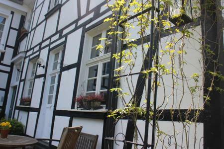 Апартаменты Buergerhaus Langenberg Фельберт Экстерьер фото